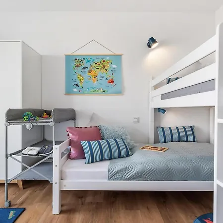 Nyaraló Strandkinder *